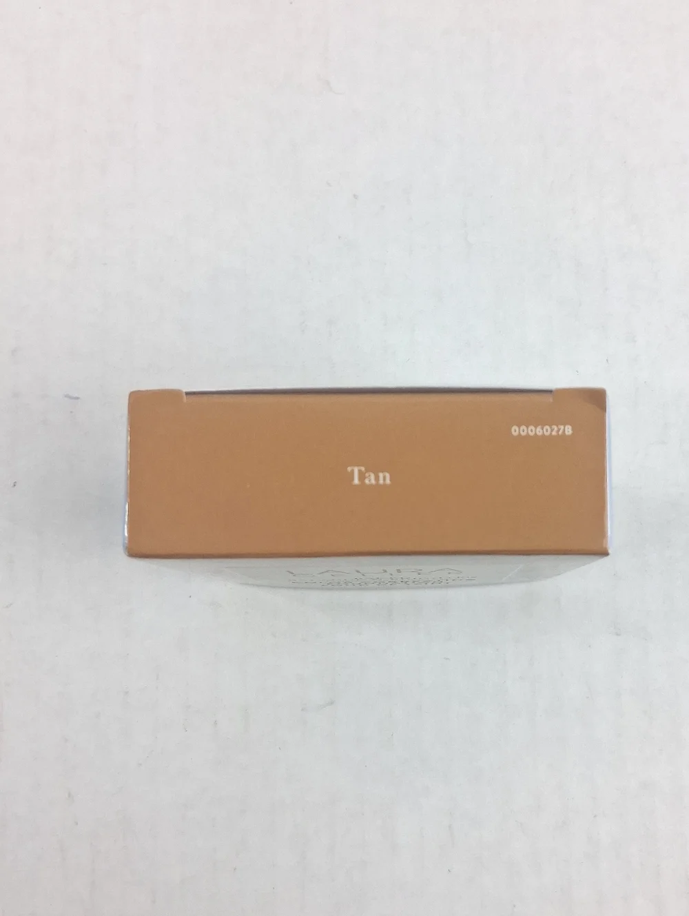Laura Geller Baked Balance & Brighten Color Correcting Foundation: Tan